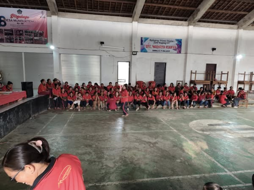 RAPAT RUTIN PKK DESA ADAT KEBONJERO